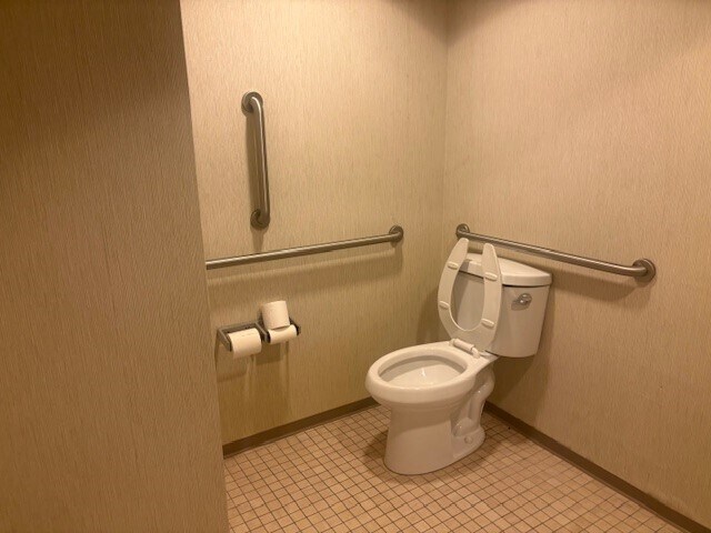 More Photos Of 1515 Gunbarrel Rd, Chattanooga Medical For Lease