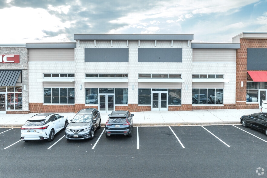 More Photos Of 122-150 Cranbrook Rd, Cockeysville Unknown For Lease