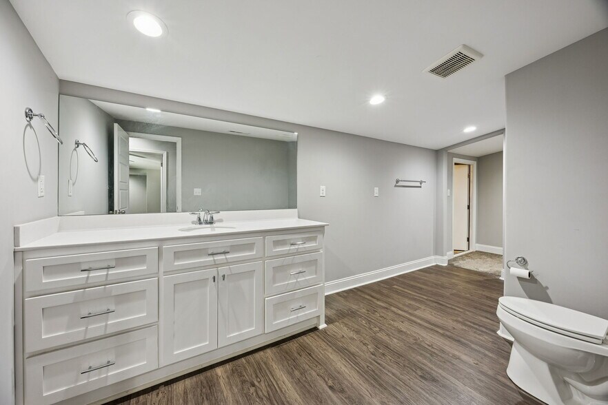 More Photos Of 142 Big a Way, Saint Marys Industrial For Sale