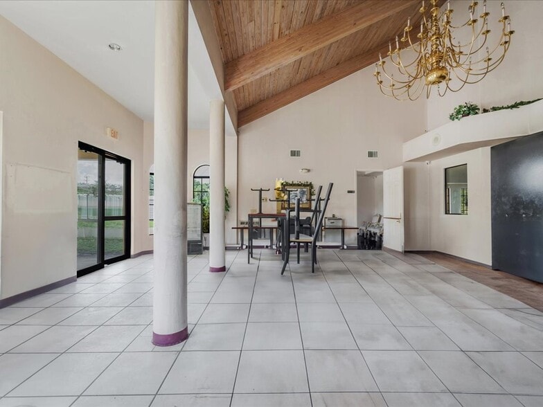 More Photos Of 4630 Palm Beach Blvd, Fort Myers Religious Facility For Sale