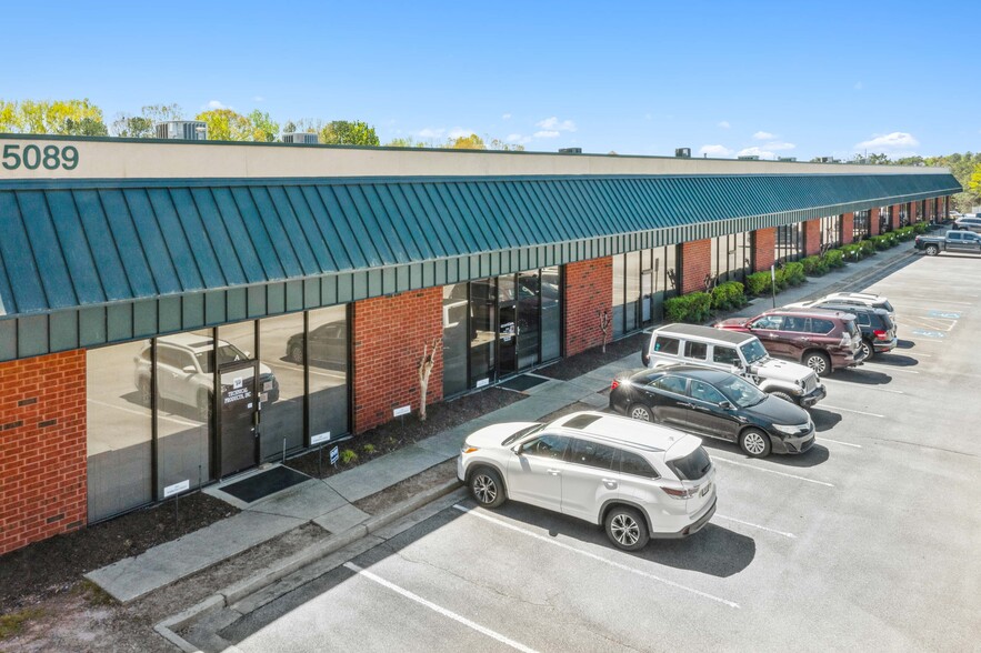 Primary Photo Of 5089 Bristol Industrial Way, Buford Warehouse For Lease