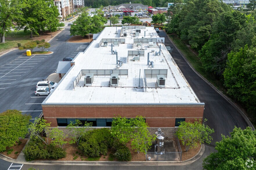 More Photos Of 2202 Ellis Rd, Durham Research And Development For Lease