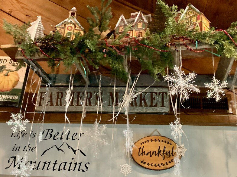 More Photos Of 1042 Old Crouch Rd, Garden Valley Freestanding For Sale