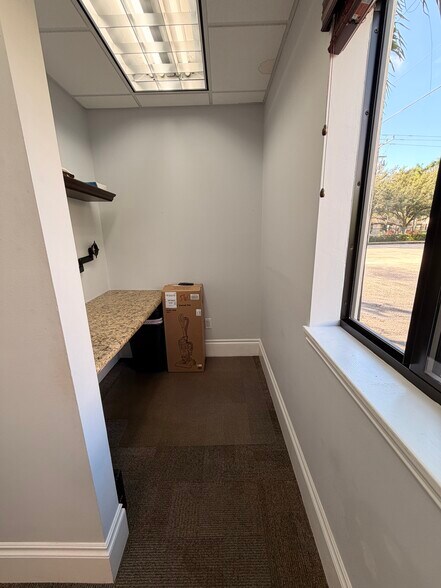 More Photos Of 8203 SW 124th St, Miami Office For Lease