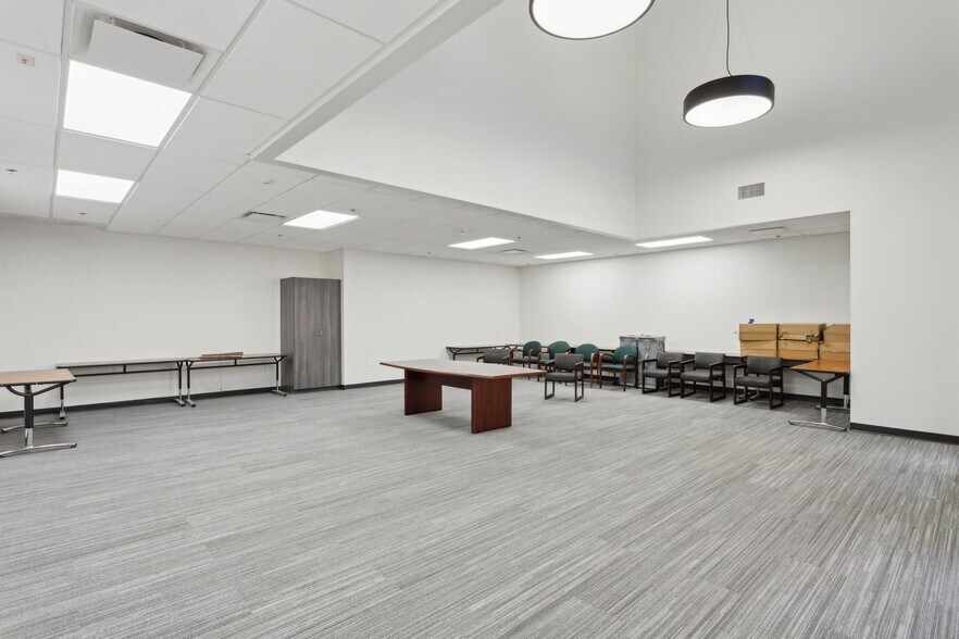 More Photos Of 3400 N Dysart Rd, Avondale Medical For Lease