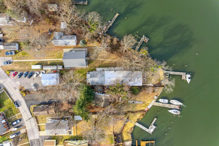 More Photos Of 460 Carvel Beach Rd, Baltimore Apartments For Sale