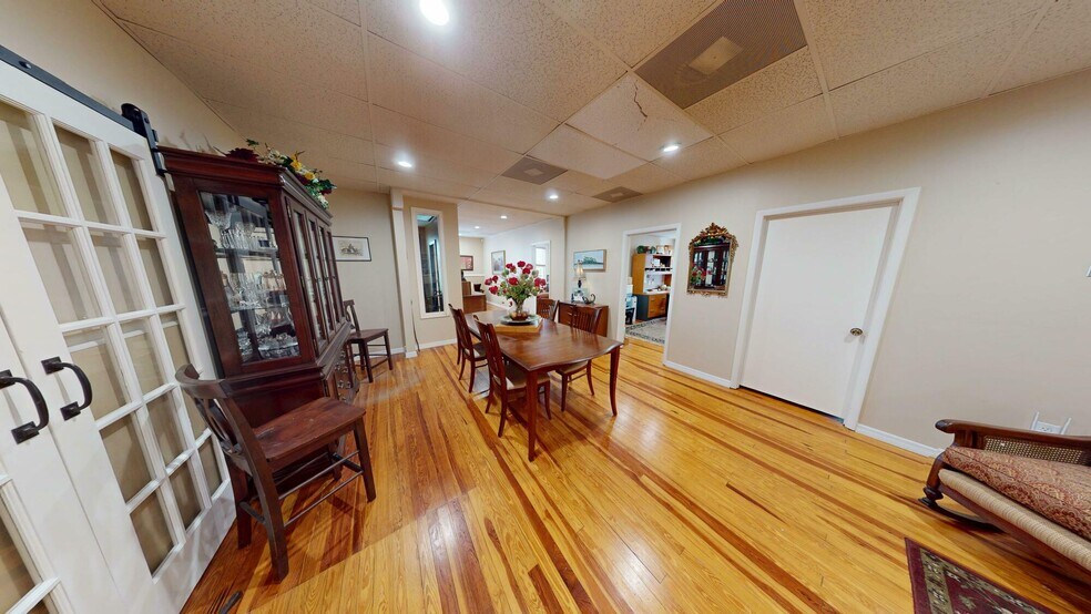 More Photos Of 101 W 1st St, Sanford Storefront For Sale