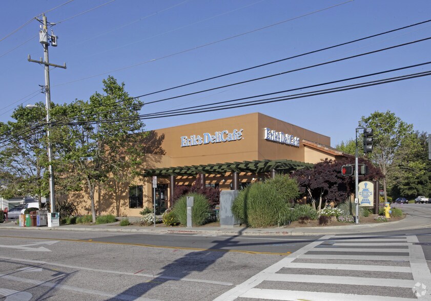 More Photos Of 1664 Soquel Dr, Santa Cruz Freestanding For Lease