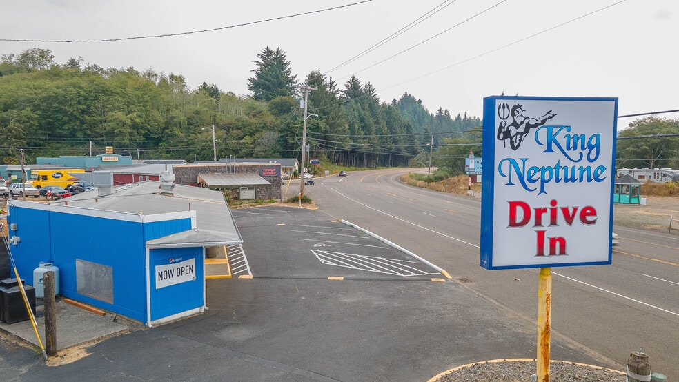 Primary Photo Of 75310 US HIGHWAY 101, Reedsport General Retail For Sale