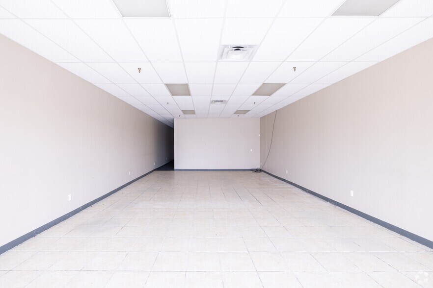 More Photos Of 3005-3147 Gertsner Memorial Dr, Lake Charles Storefront For Sale