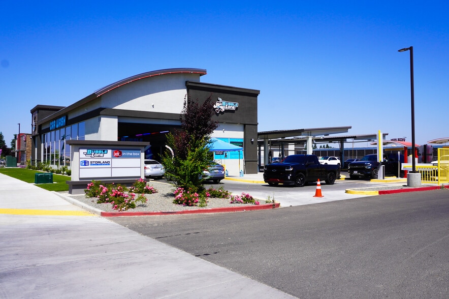 More Photos Of 318 W Shannon Pky, Visalia Carwash For Sale