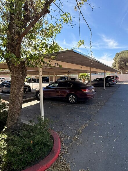 More Photos Of 302 W Pleasant St, Coalinga Apartments For Sale