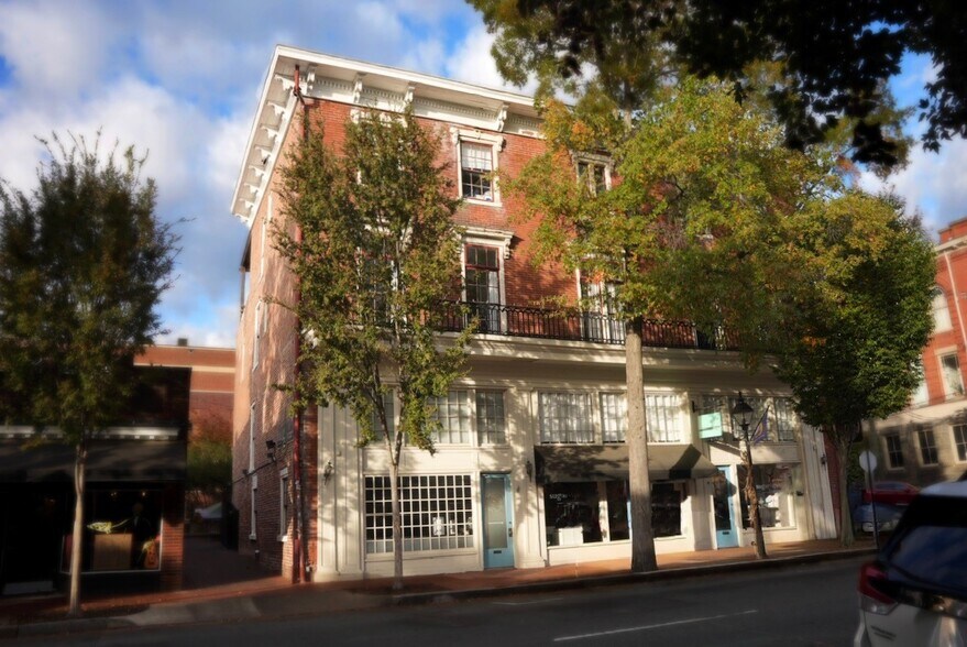 More Photos Of 726 Caroline St, Fredericksburg Apartments For Lease