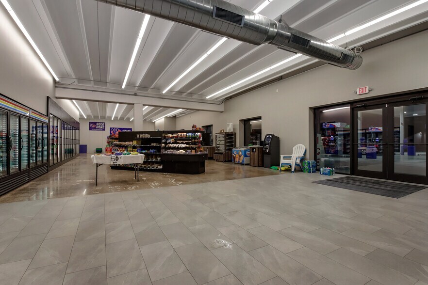 More Photos Of 1124 Hammond Ave, Rice Lake Freestanding For Lease