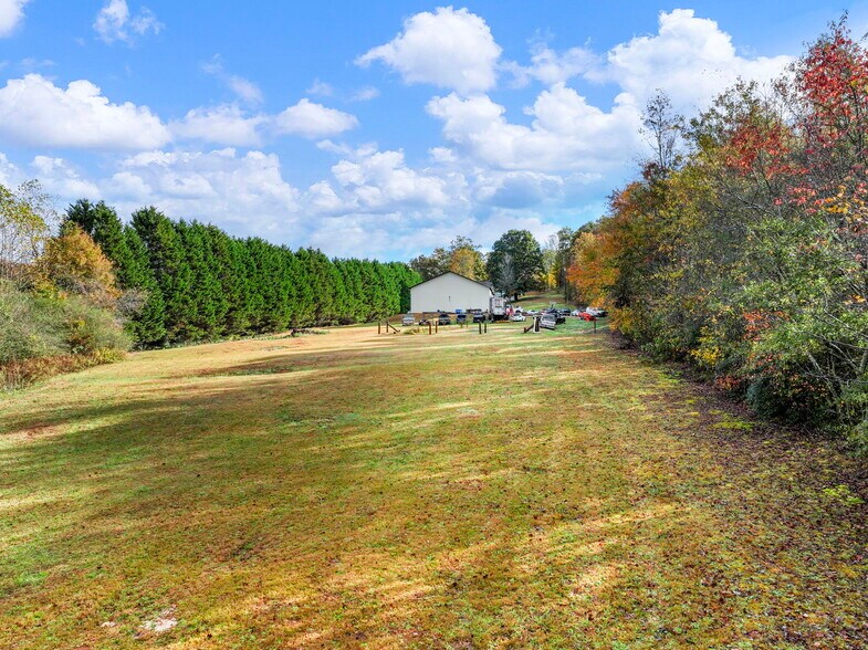 More Photos Of 849 Blacksnake Rd, Mount Airy Light Distribution For Sale