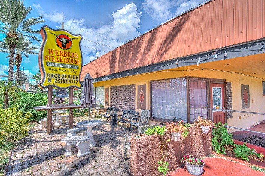 More Photos Of 2017 S Ridgewood Ave, South Daytona Restaurant For Sale