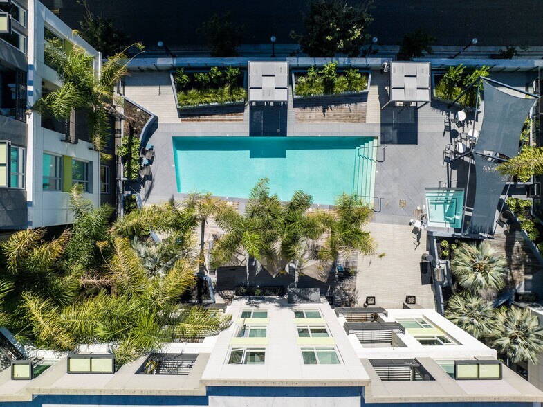 More Photos Of 121 S Frances St, Sunnyvale Apartments For Lease