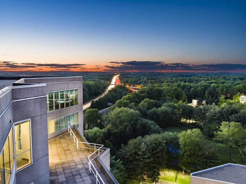 More Photos Of 6903 Rockledge Dr, Bethesda Office For Lease