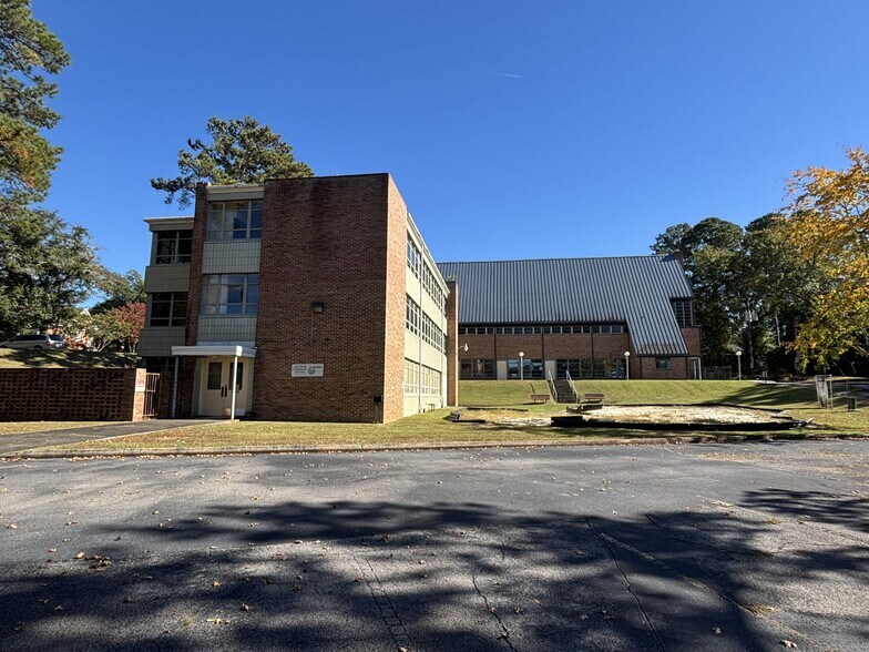 More Photos Of 3200 Lyles St, Columbia Religious Facility For Sale