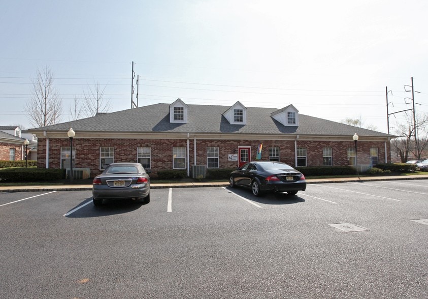 More Photos Of 174 Patterson Ave, Shrewsbury Medical For Lease