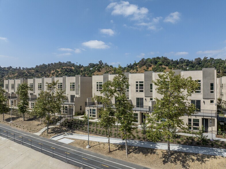 More Photos Of 1771 Blake Ave, Los Angeles Apartments For Lease