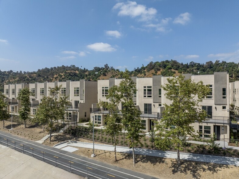 More Photos Of 1771 W Blake Ave, Los Angeles Apartments For Lease