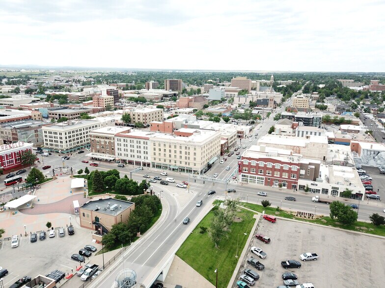 More Photos Of 1600 Central Ave, Cheyenne Hotel For Lease
