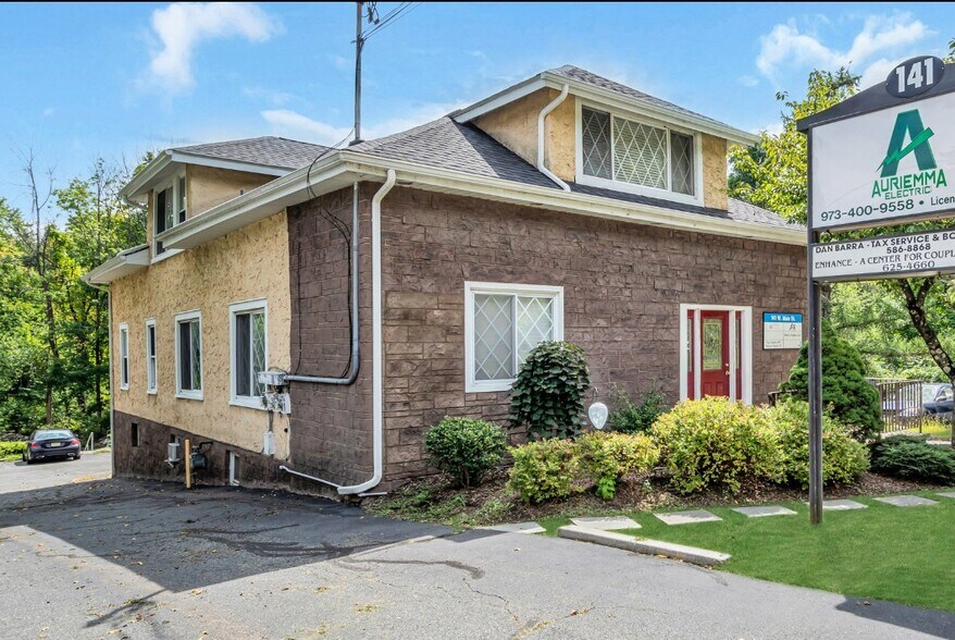 More Photos Of 141 W Main St, Rockaway Service Station For Lease