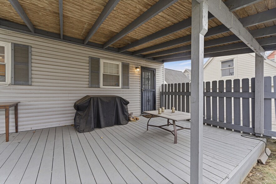 More Photos Of 526 W 1st Ave, Columbus Multifamily For Sale