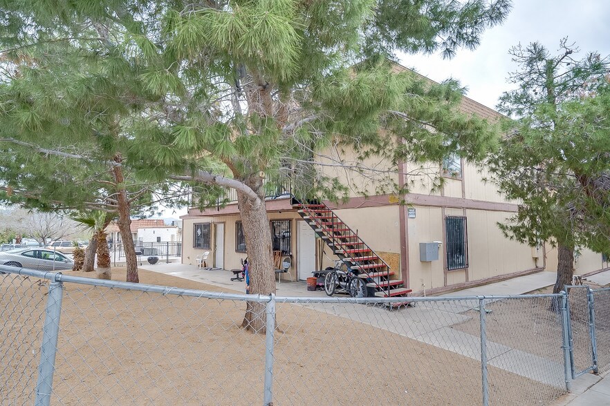More Photos Of 1400 E Mesquite Ave, Las Vegas Apartments For Sale