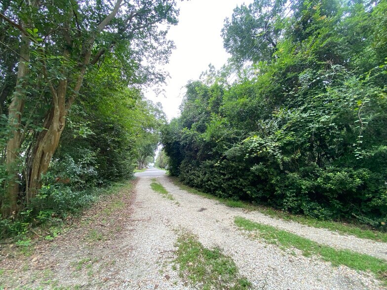 More Photos Of 306 E Doty Ave, Summerville Land For Sale