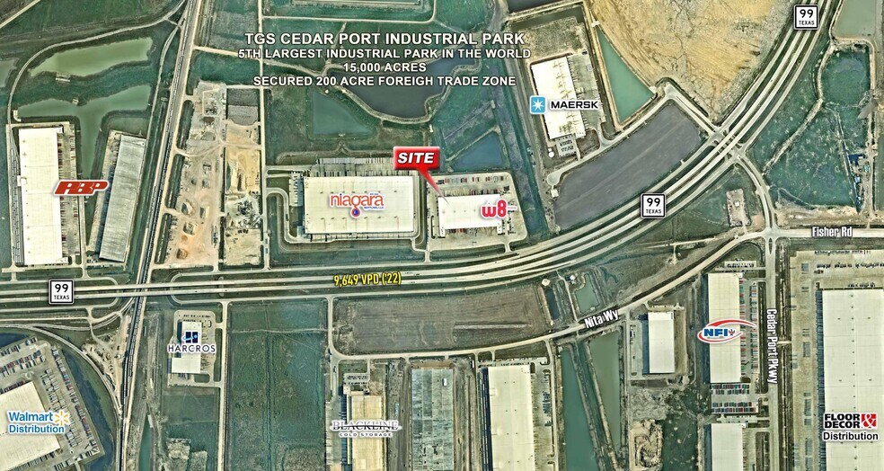 More Photos Of 6101 Grand Pky S, Baytown Distribution For Lease