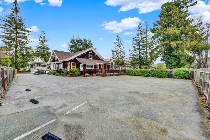 More Photos Of 1763 2nd St, Napa Office Residential For Sale