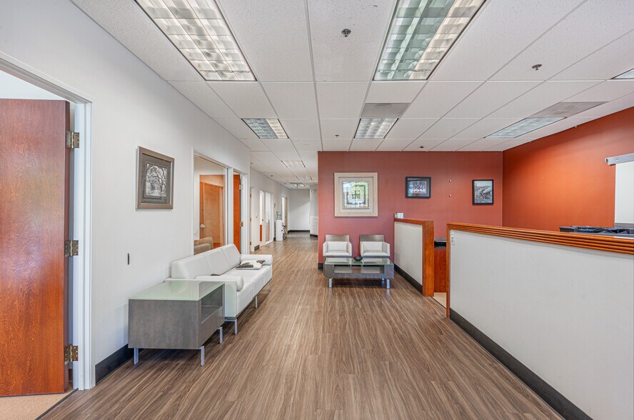 More Photos Of 737 Southpoint Blvd, Petaluma Research And Development For Sale