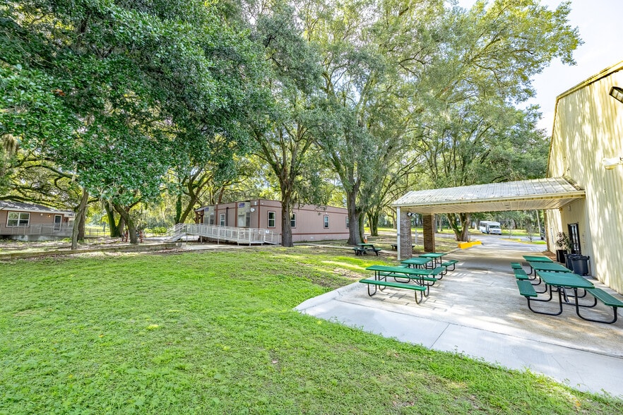 More Photos Of 6837 Lakeville Rd, Orlando Religious Facility For Sale