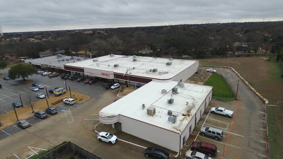 More Photos Of 324 E Belt Line Rd, DeSoto Restaurant For Lease