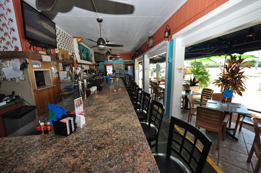 More Photos Of 1240 Overseas Hwy, Marathon Restaurant For Sale