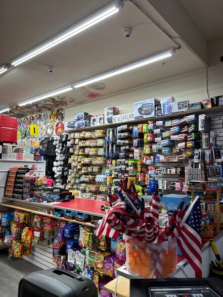 More Photos Of 1586 Pitkin Ave, Brooklyn Storefront Retail Office For Lease