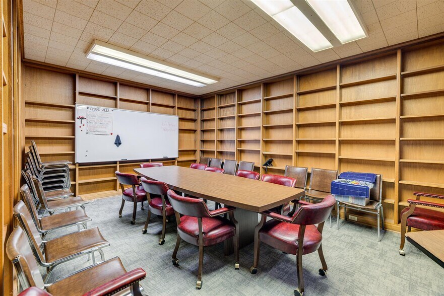 More Photos Of 1504 Stubbs Ave, Monroe Office For Sale