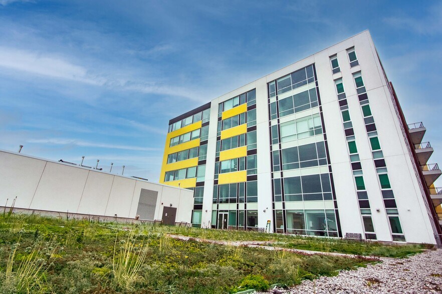 More Photos Of 1275 Finch Ave W, Toronto Medical For Sale