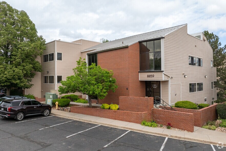 More Photos Of 8853-8859 Fox Dr, Thornton Coworking Space