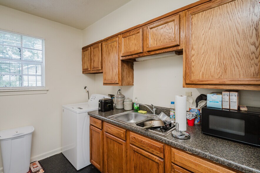 More Photos Of , Birmingham Multifamily For Sale