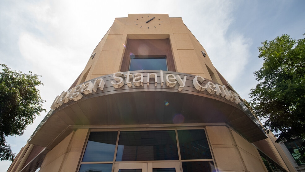 Primary Photo Of 14 2nd St SW, Rochester Medical For Lease