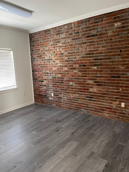 More Photos Of 11603 Newcastle Ave, Baton Rouge Office For Lease
