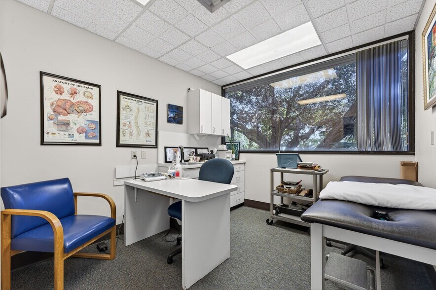 More Photos Of 1500 NW 10th Ave, Boca Raton Medical For Sale