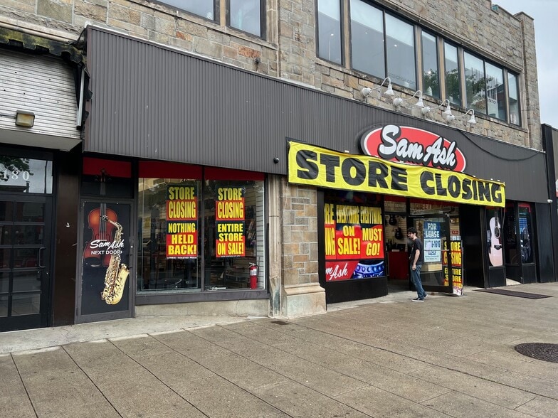 More Photos Of 178 Mamaroneck Ave, White Plains Storefront Retail Office For Lease