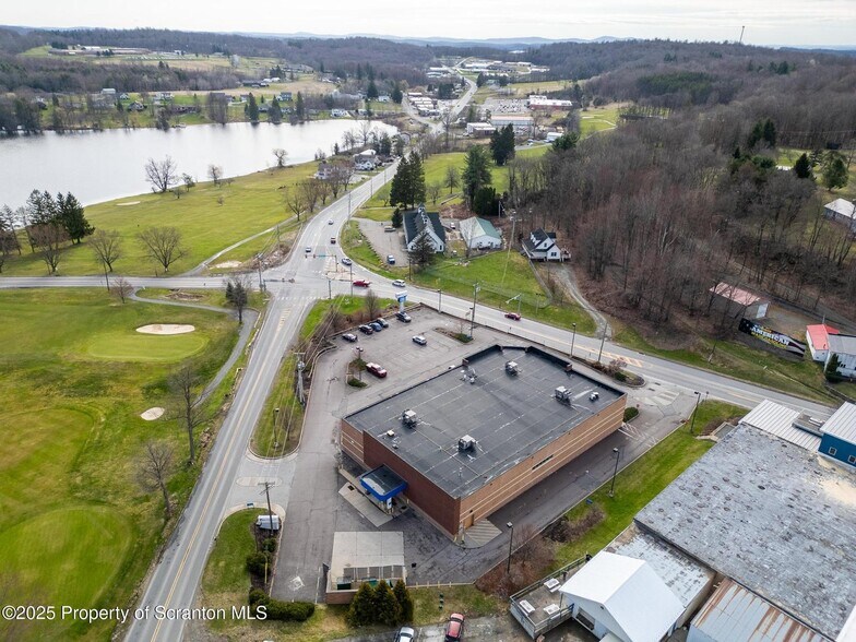 More Photos Of 801 Grow Ave, Montrose Drugstore For Lease