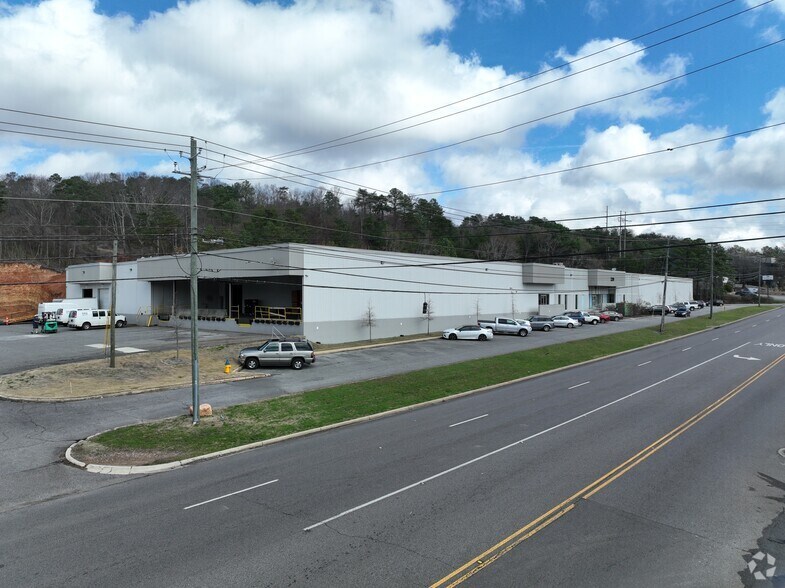 Primary Photo Of 230 W Valley Ave, Homewood Manufacturing For Lease