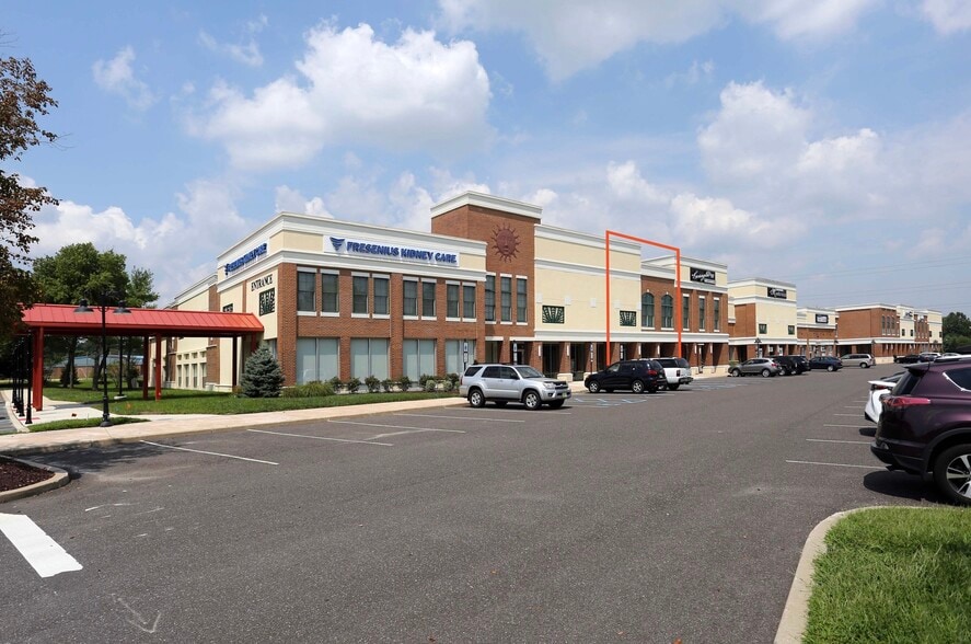 More Photos Of 931 Route 73 S, Marlton Restaurant For Lease