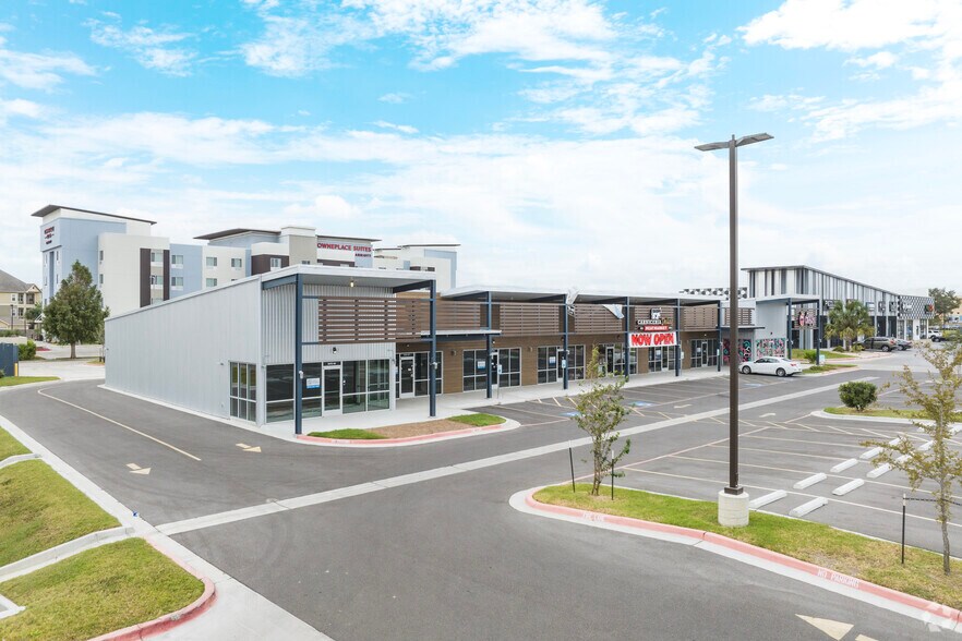 More Photos Of 500 W Trenton Rd, Edinburg Storefront For Lease